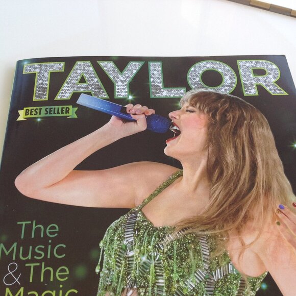 Taylor Swift | The Music & The Magic Magazine - Picture 3 of 11